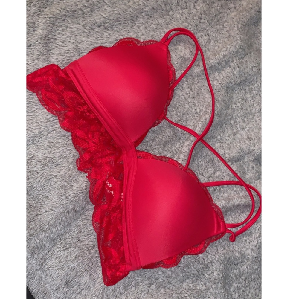Victoria secret pink push-up bra